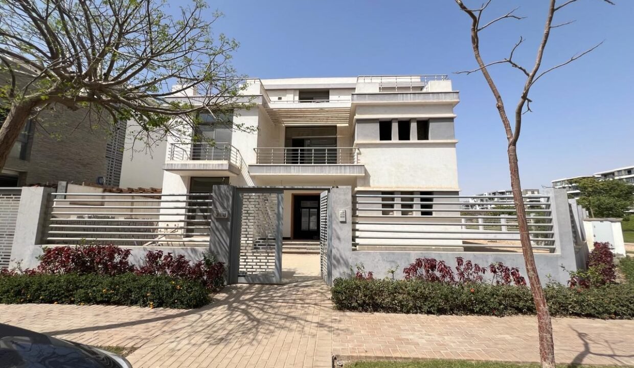 Villa 4 bedrooms for resale in Tag Sultan in New Cairo 32