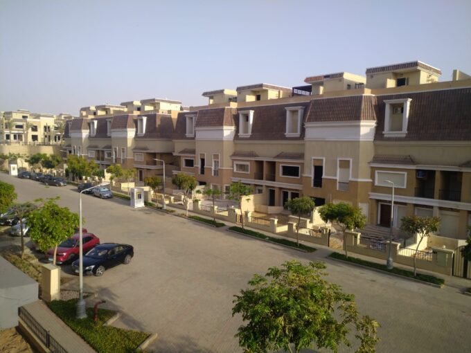 Apartment 2 bedrooms for resale in Sarai in New Cairo